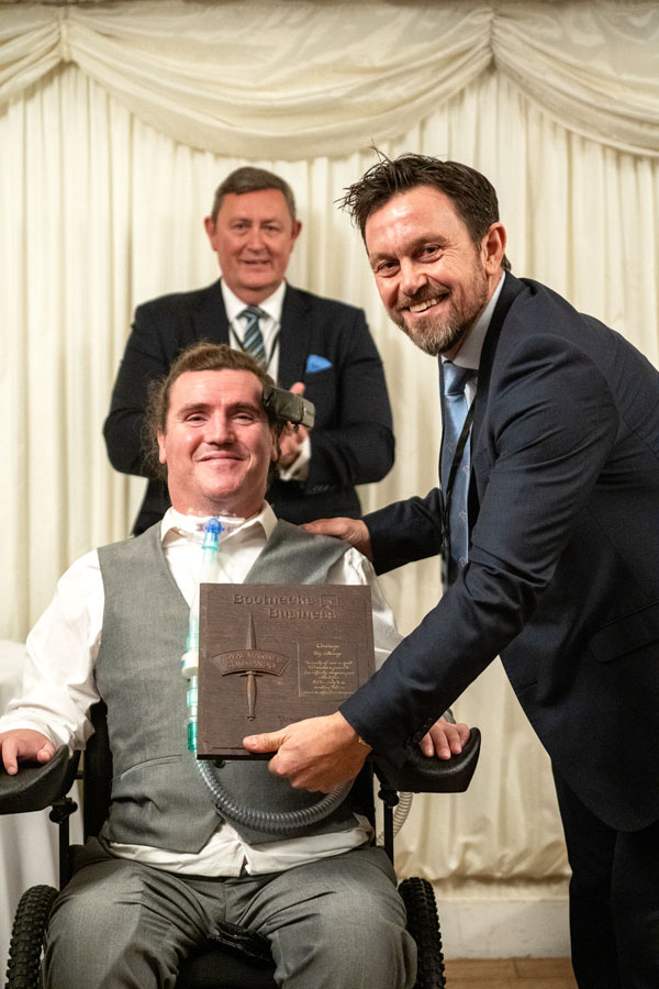 Toby Gutteridge receiving his Bootnecks in2 Business award